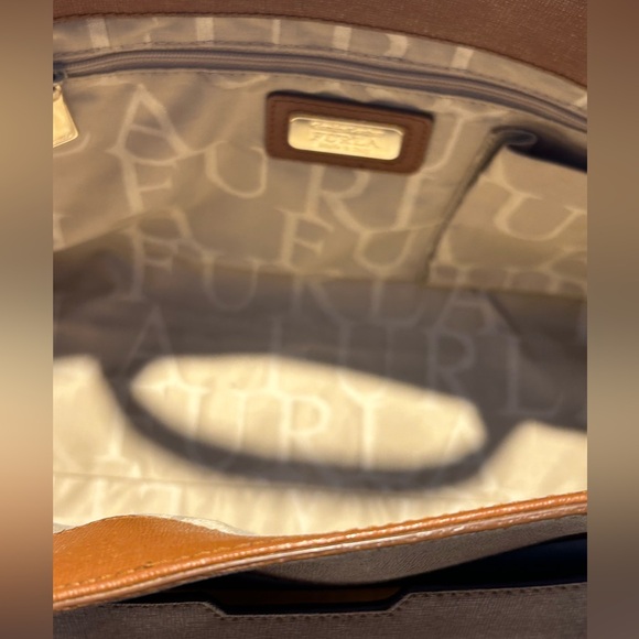 Extremely Rare Furla Unique Handbag. Caramel & Cream Saffiano Leather. - Picture 11 of 13